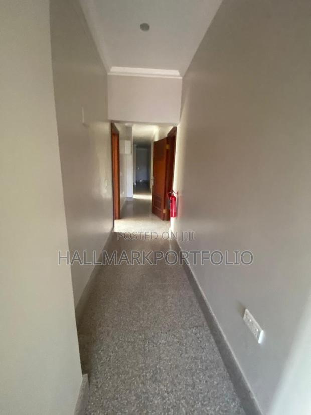 3bdrm Apartment in Apartment Complex 6, US Embassy Area for sale · Photo 7