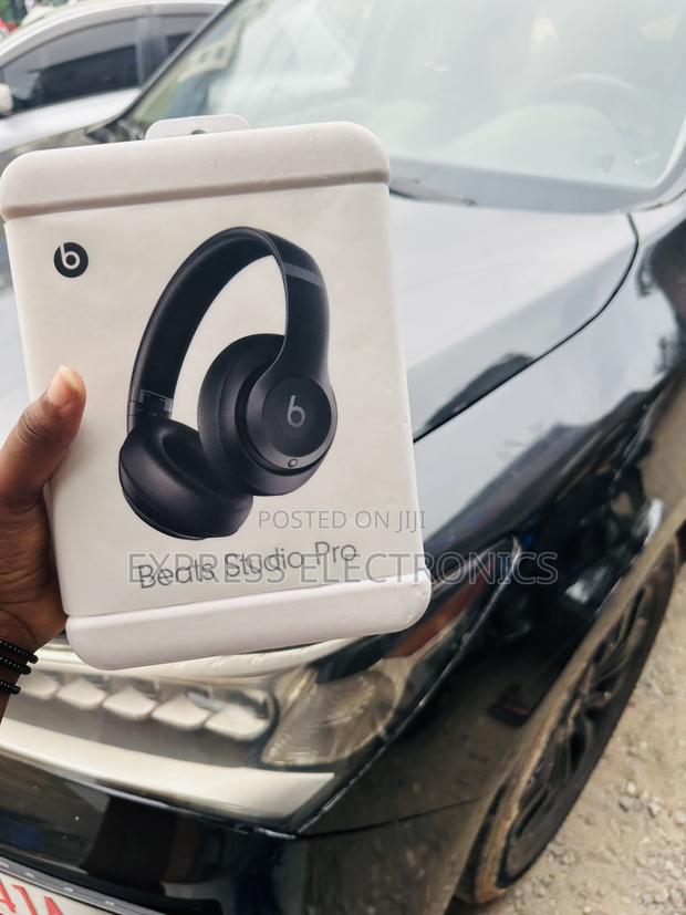 High Purchase Beats Studio Pro · Photo 1