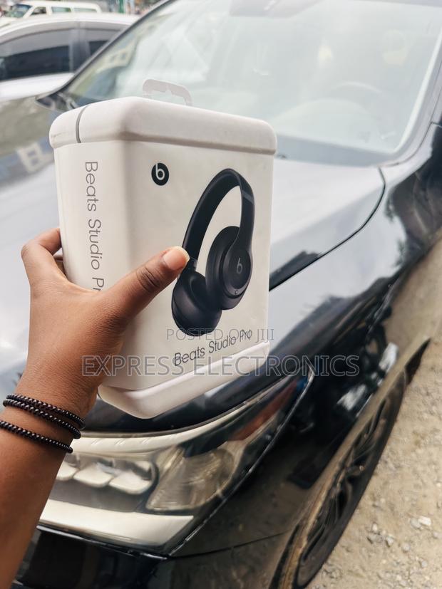 Nice Design Black Beats Studio Pro · Photo 1