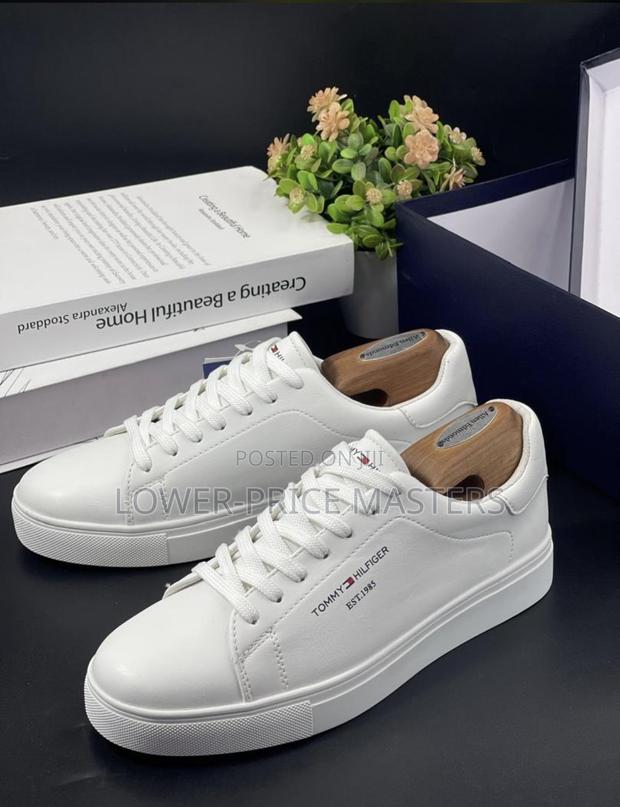 Tommy Hilfiger Classic · Photo 1