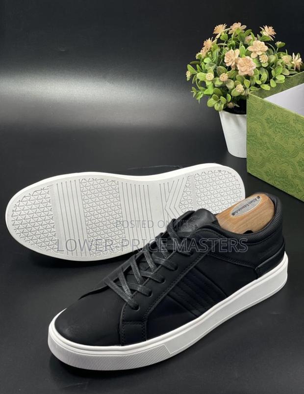 Tommy Hilfiger Classic · Photo 2