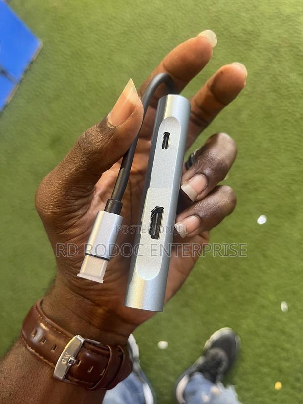 7 in 1 Usb Type C Adoptor · Photo 2