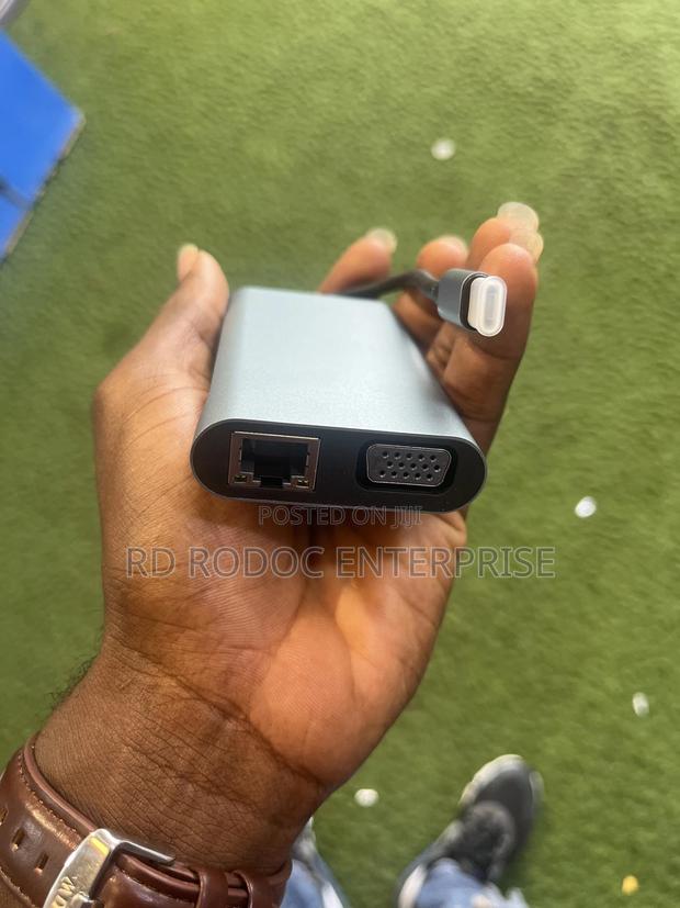 7 in 1 Usb Type C Adoptor · Photo 3