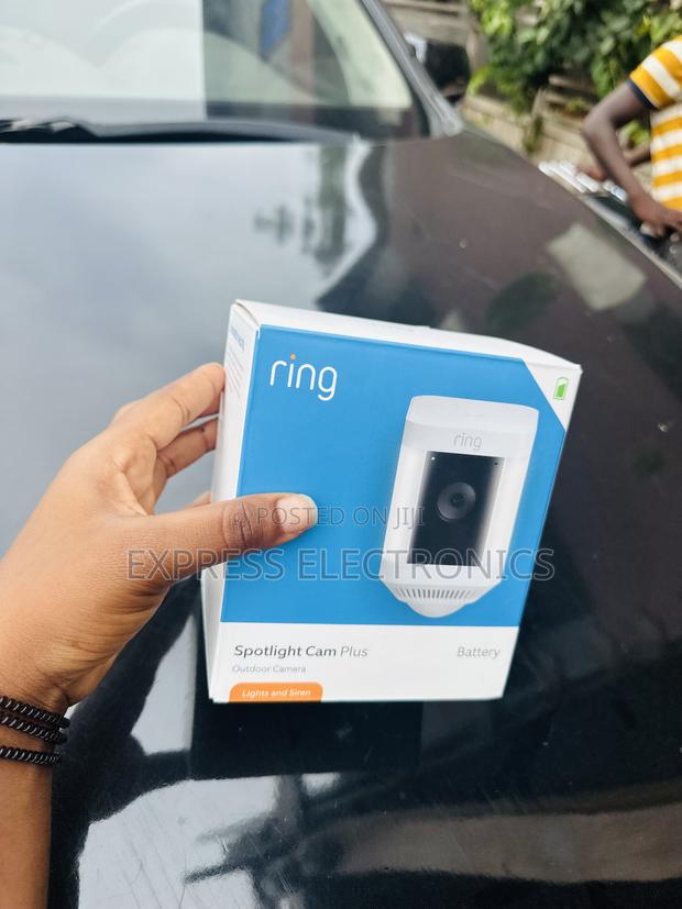 Unbelievable Price Ring Doorbell Video Spotlight Cam Plus · Photo 1