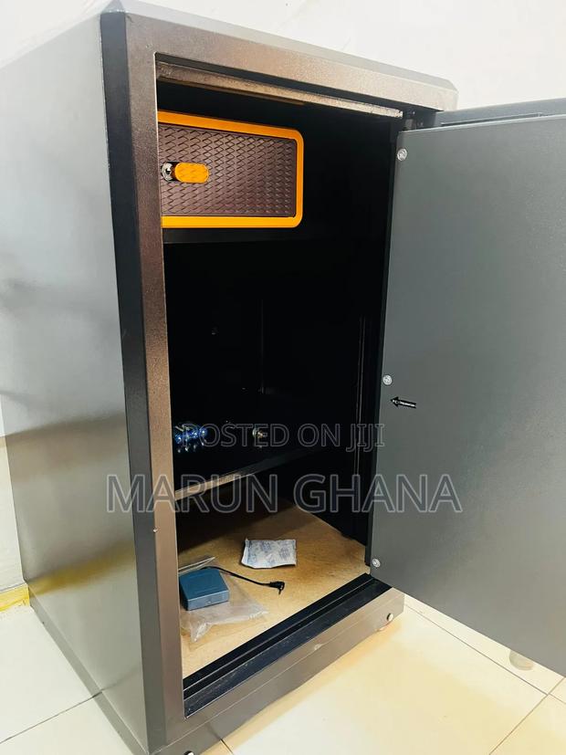 3d820 Fireproof Safe Locker Box With Alam Heavy Duty 110k · Photo 1