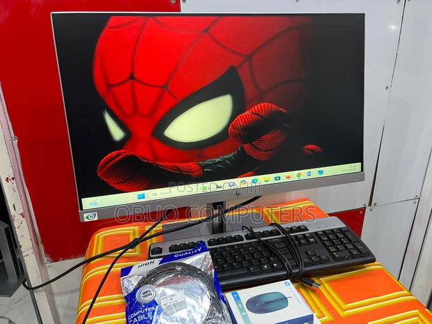 Hp 24'' Inch Monitor · Photo 1