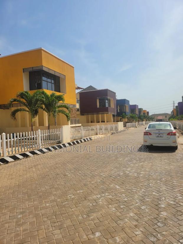4bdrm House in Testimonial Building, East Legon for rent · Photo 1