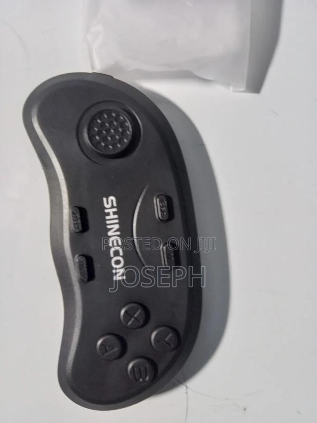 Vr Box Shinecone With Controller · Photo 2