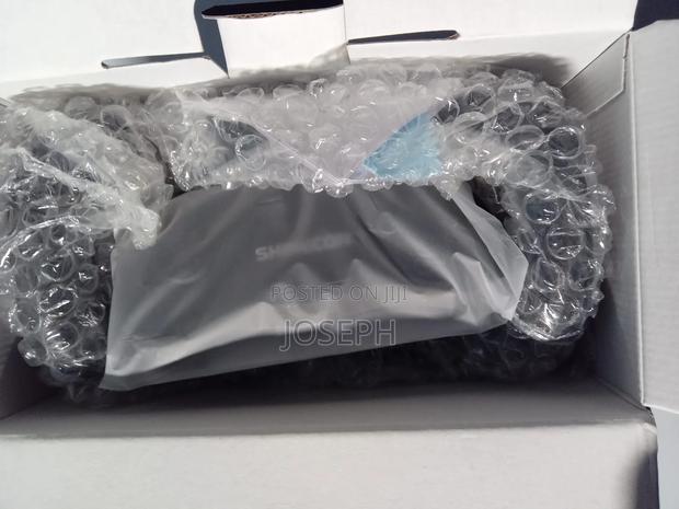 Vr Box Shinecone With Controller · Photo 3