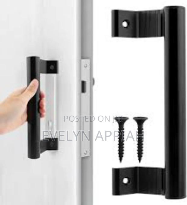 Aluminium Door Handle · Photo 1
