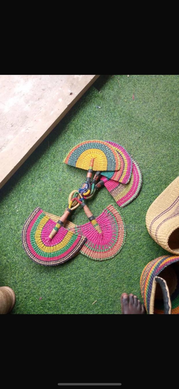 Bolga Handfans · Photo 2