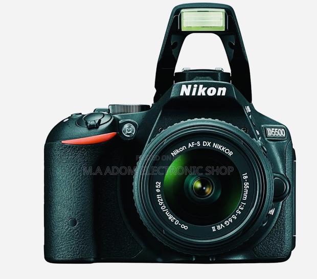 Your Versatile Design and Compact Features-Nikon D5500 · Photo 1