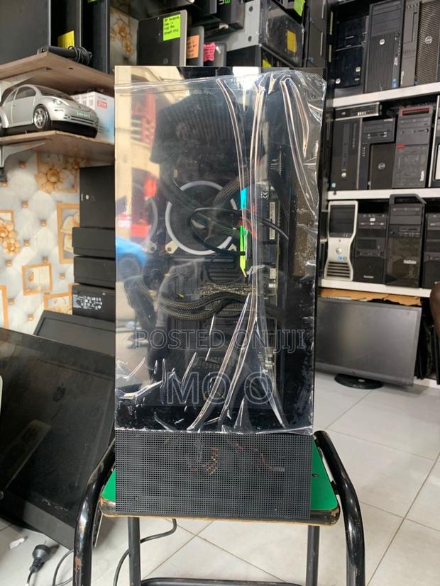 New Desktop Computer Asus ROG STRIX GD30CI 16GB Intel Core I7 SSD 1T · Photo 3