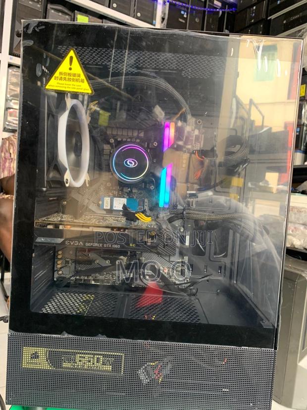 New Desktop Computer Asus ROG STRIX GD30CI 16GB Intel Core I7 SSD 1T · Photo 5