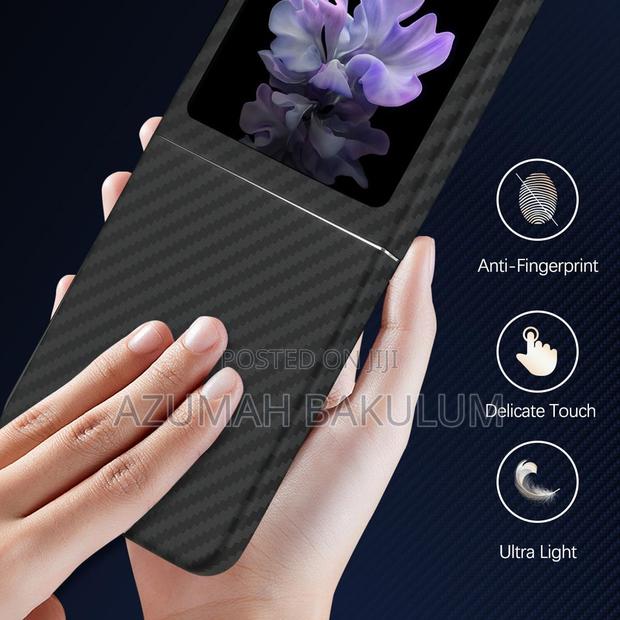 Galaxy Z Flip 6 X-Level Nano Fiber Case · Photo 5