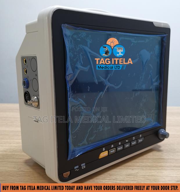 Patient Monitor (Multi-Display) · Photo 1