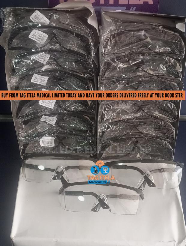 Safety Goggles (Adjustable) · Photo 3
