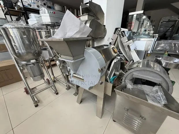 Commercial Fruit And Vegetable Cutter/Plantain Slicer · Photo 1