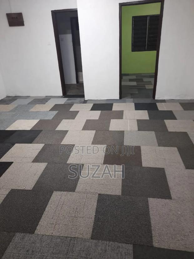 0.5 Square Meters Carpet · Photo 1