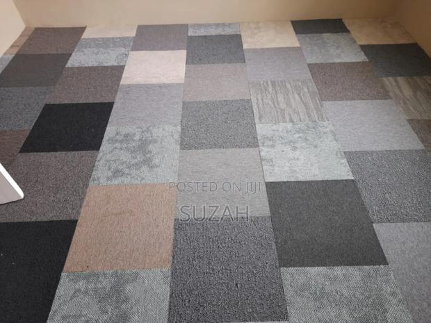 0.5m by 0.5m in Size Carpet · Photo 1