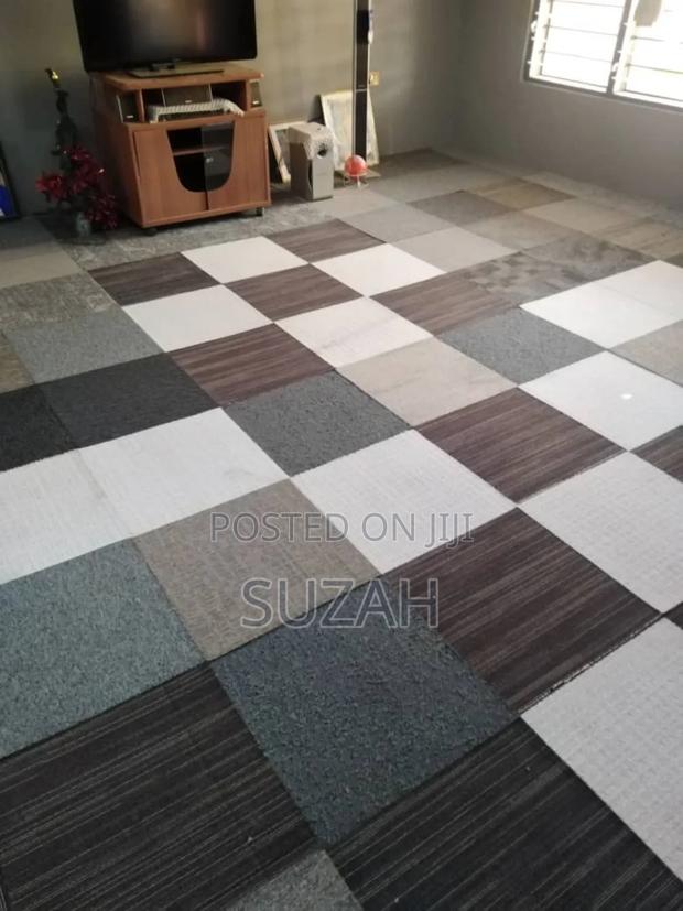 Woolen Tile(20inches X 20inches) · Photo 1