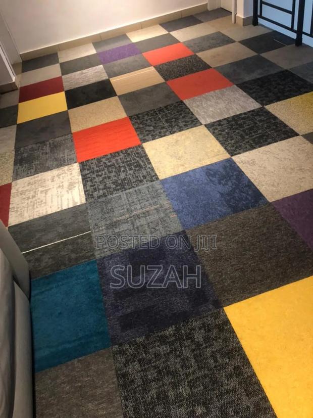 20in by 20in All Sized Carpet · Photo 1