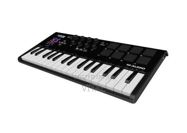 Studio Keyboard M-Audio Axiom Air 32 Mini · Photo 4