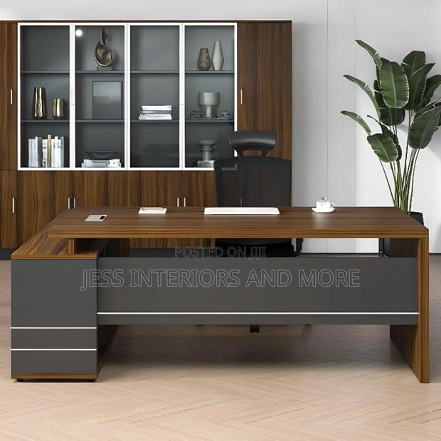 Executive Office Desk · Photo 5
