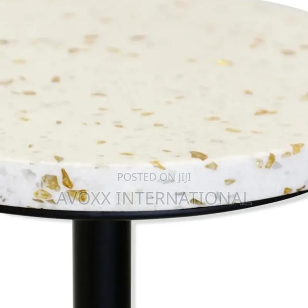 Ebony Pedestal Drinking Table W/White Gold Flaked Top · Photo 2