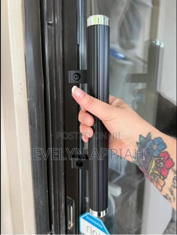 Aluminium/Sliding Door Handle · Photo 4