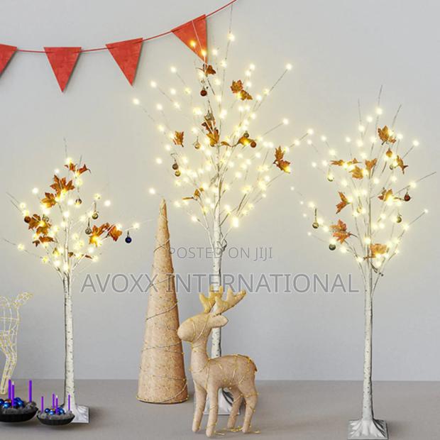 Lamerge 3-Piece LED Tree 4ft 5ft 6ft,Warm White Light · Photo 2