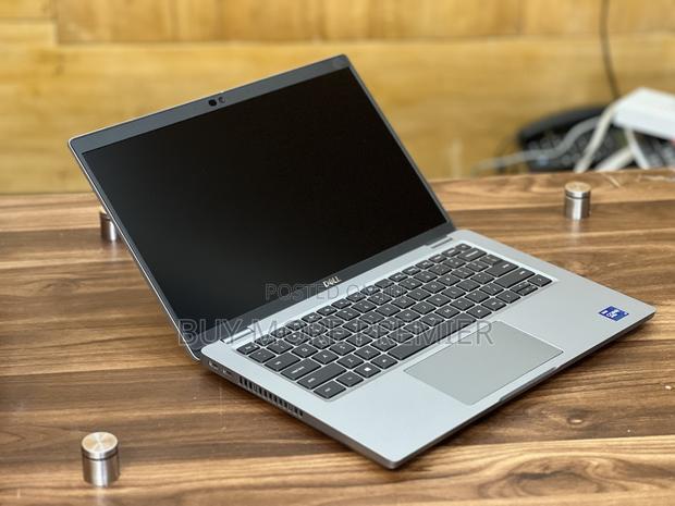 New Laptop Dell Latitude 5420 16GB Intel Core I7 SSD 256GB · Photo 3