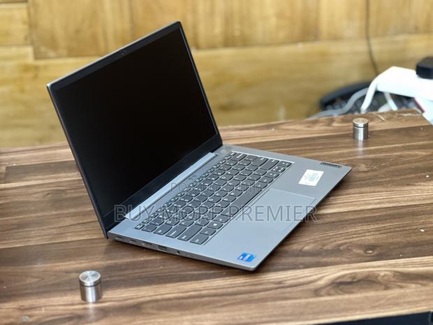 Laptop Lenovo ThinkBook 14s Gen 2 16GB Intel Core I5 SSD 256GB · Photo 5