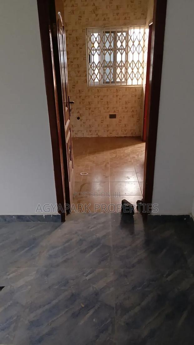 2bdrm Apartment in Cocobord, Amasaman for rent · Photo 8