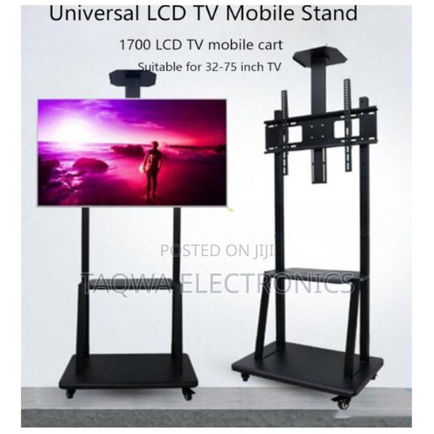 1700 Tv Stand// 32-75 · Photo 1