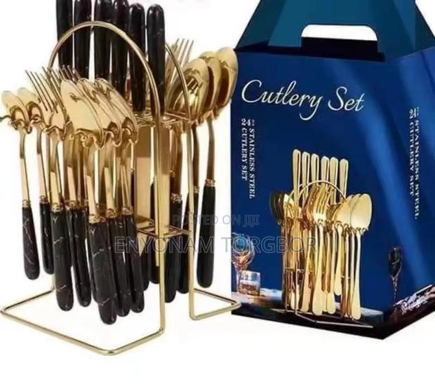 Cutlery Set · Photo 1