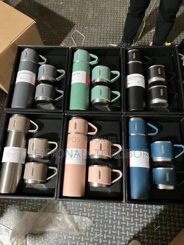 Vacuum Flask Set · Photo 1