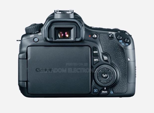 Back Close View of Canon Eos 60d DSLR Camera(Body Only) · Photo 1