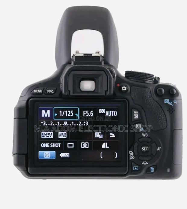 18 MP Aps-C Cmos-Canon EOS 600D DSLR Camera · Photo 1
