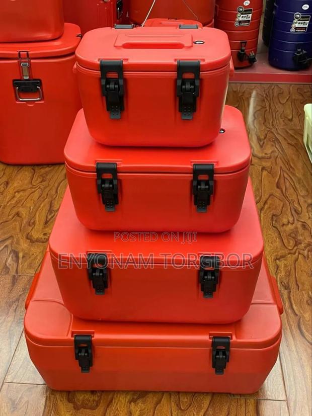 4 in 1 Ice Chest · Photo 1