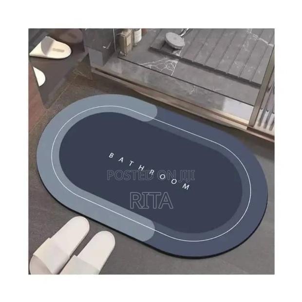Super Water Absorbant Bathroom Mat · Photo 1