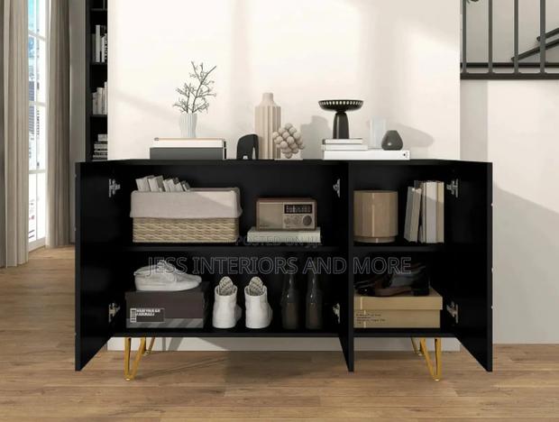 Luxe Console Table · Photo 3