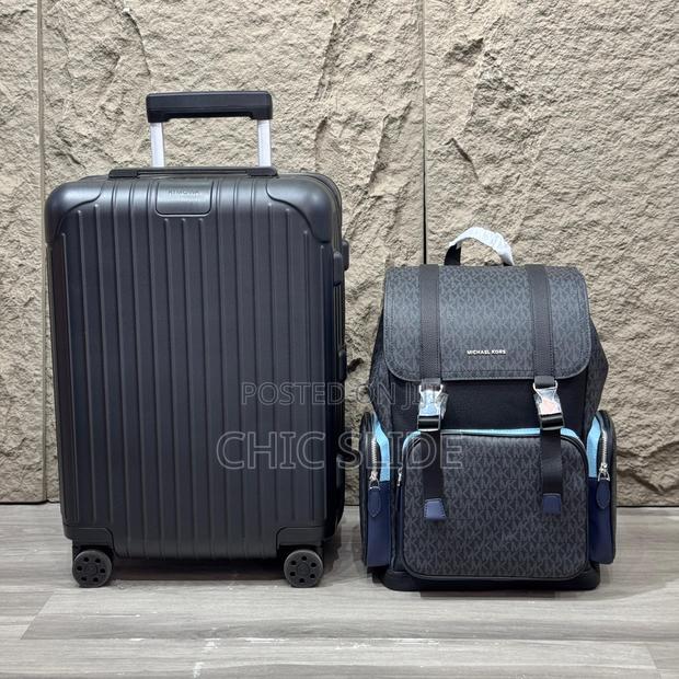 Luxury Travel Set · Photo 5