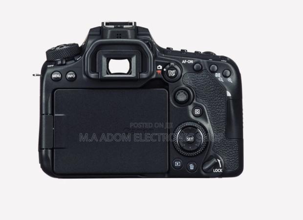 Canon 90D: A Powerful DSLR for Photography and Videography · Photo 1