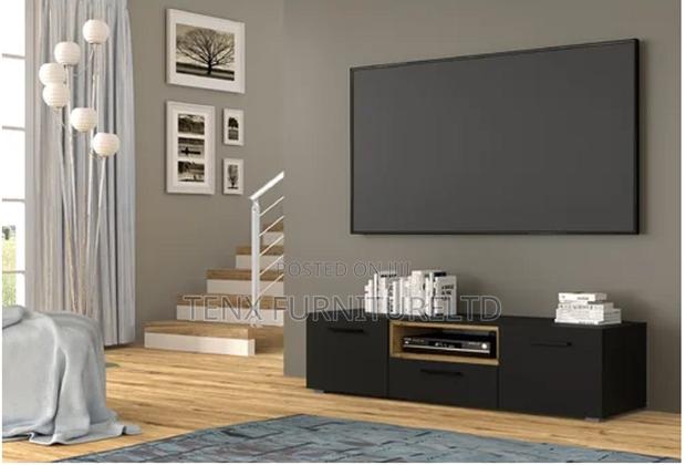 Tv Cabinet (Mairtin Anette)151cm · Photo 1