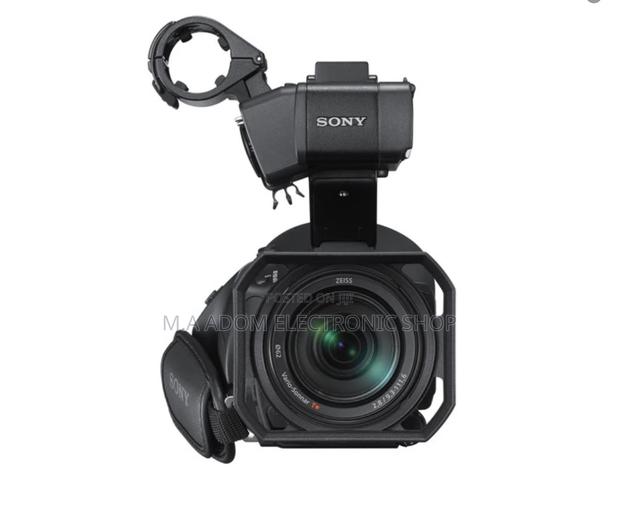 A Compact Powerhouse for Professional Video Production:Z90 · Photo 1