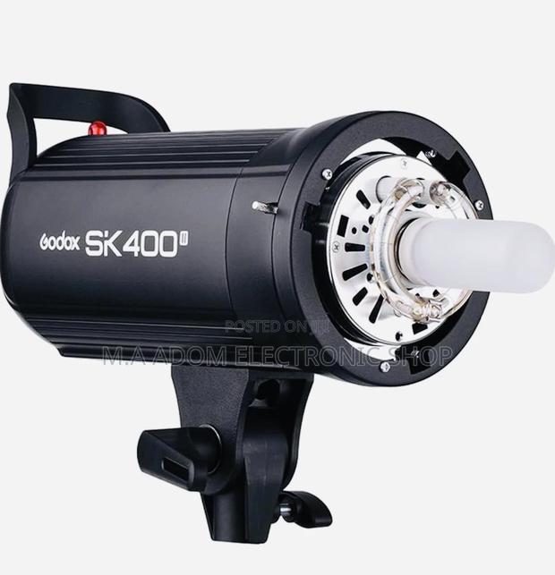 A Powerful Studio Flash for Professional Lighting:Godox II · Photo 1
