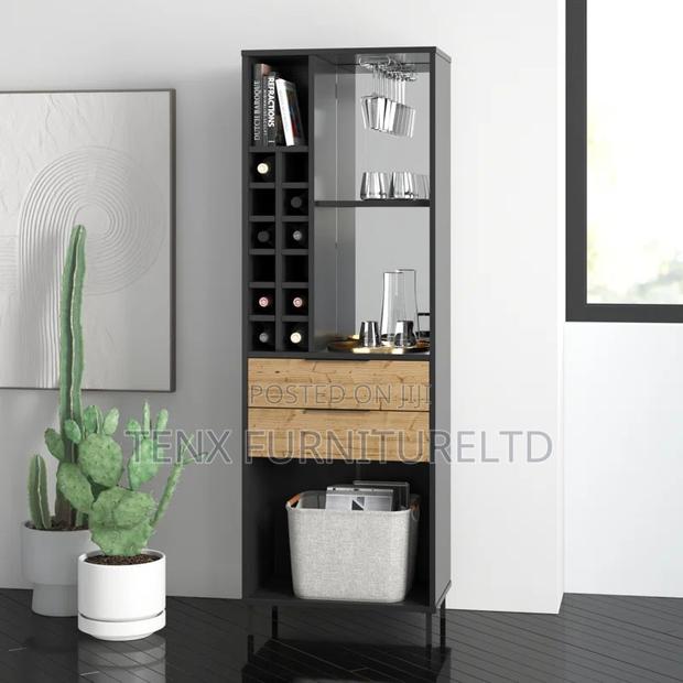 Bar Cabinet (Eye-Catching) · Photo 1