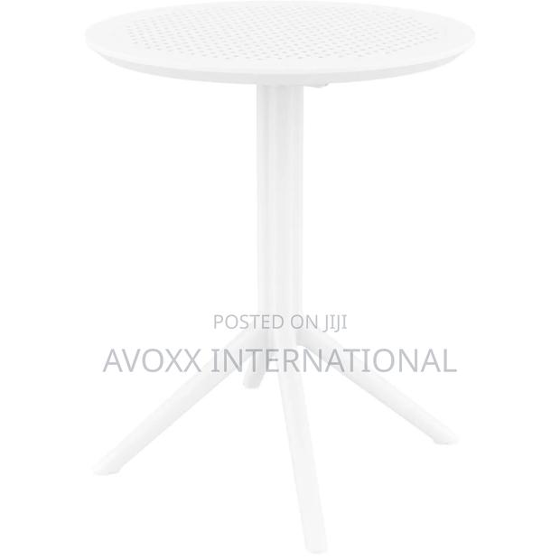 Siesta Sky Folding Table 60 Round - 2 PCS/ White Color · Photo 7