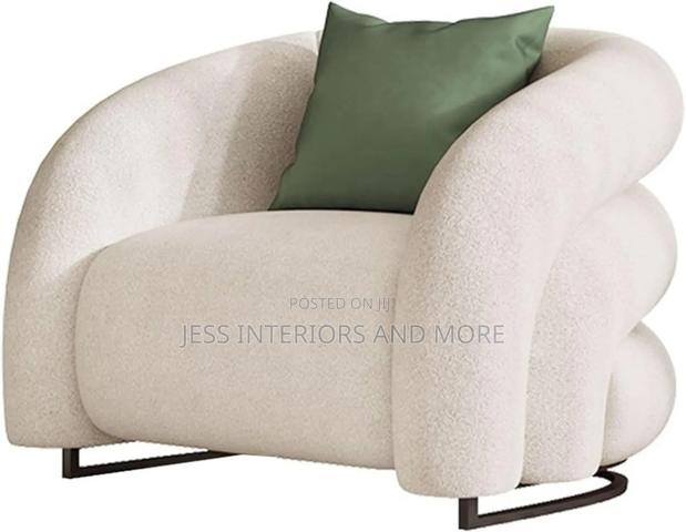Accent Chair (White) · Photo 4